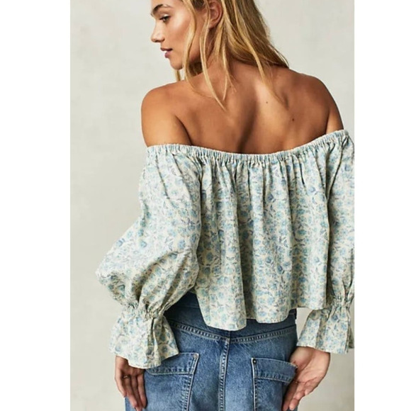 New Free People James Off The Shoulder Smock Crop Top  $128 SMALL Blue Floral - Picture 4 of 5